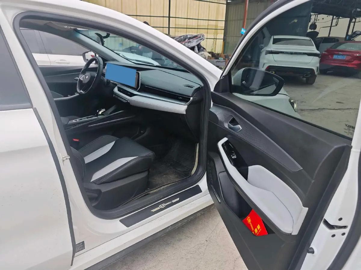 2022 Geely Binray 1.5T 181HP L4 7DCT,autocango,china used car exporter,china ev exporter,chinese used car exporter,chinese used ev exporter