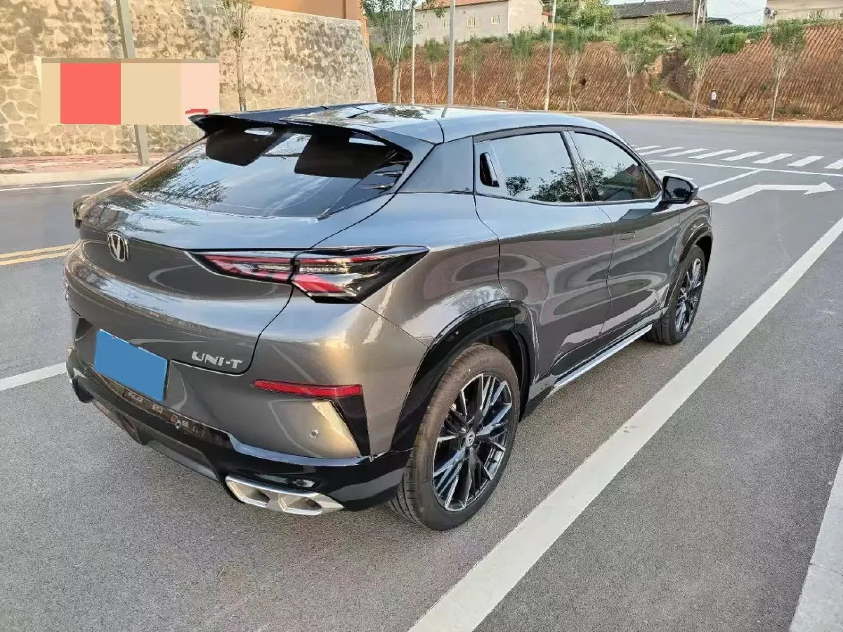 2022 ChangAn UNI-T 1.5T 188HP L4 7DCT,autocango,china used car exporter,china ev exporter,chinese used car exporter,chinese used ev exporter