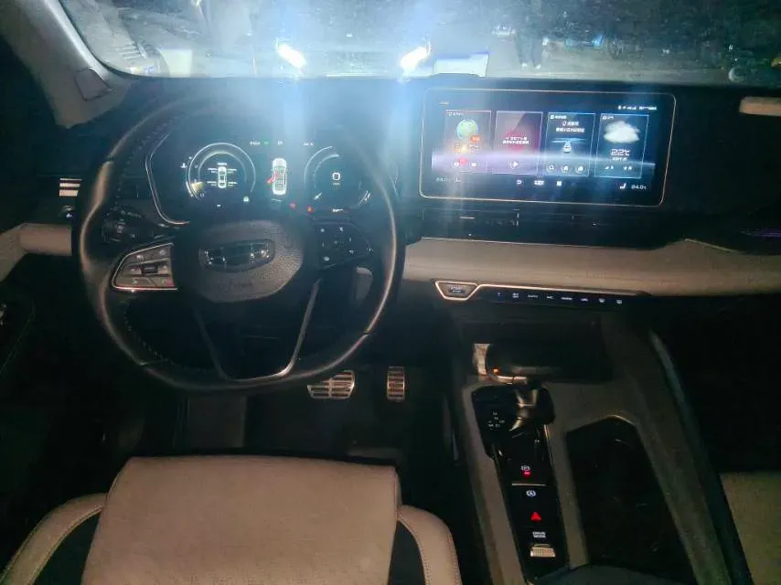 2021 Geely Preface 2.0T 190HP L4 7DCT,autocango,china used car exporter,china ev exporter,chinese used car exporter,chinese used ev exporter