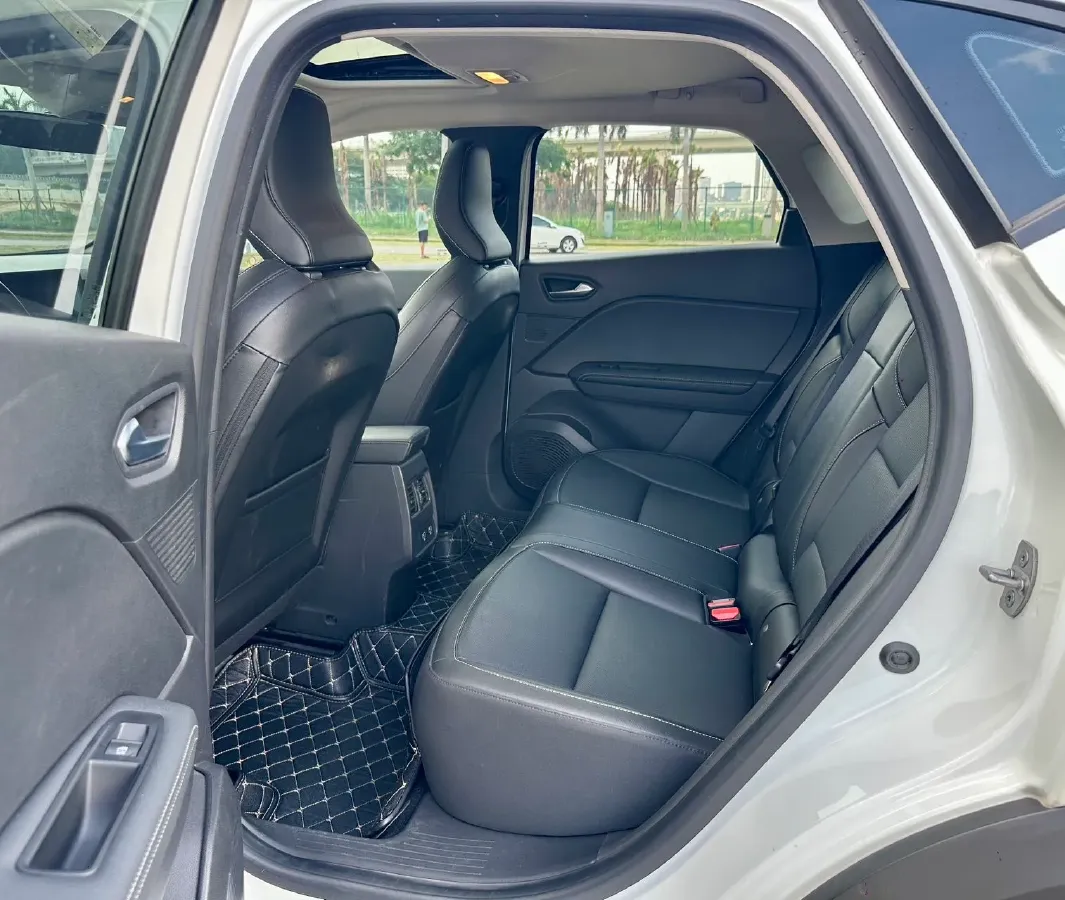 2019 Renault Captur 1.3T 159HP L4 7DCT,autocango,china used car exporter,china ev exporter,chinese used car exporter,chinese used ev exporter