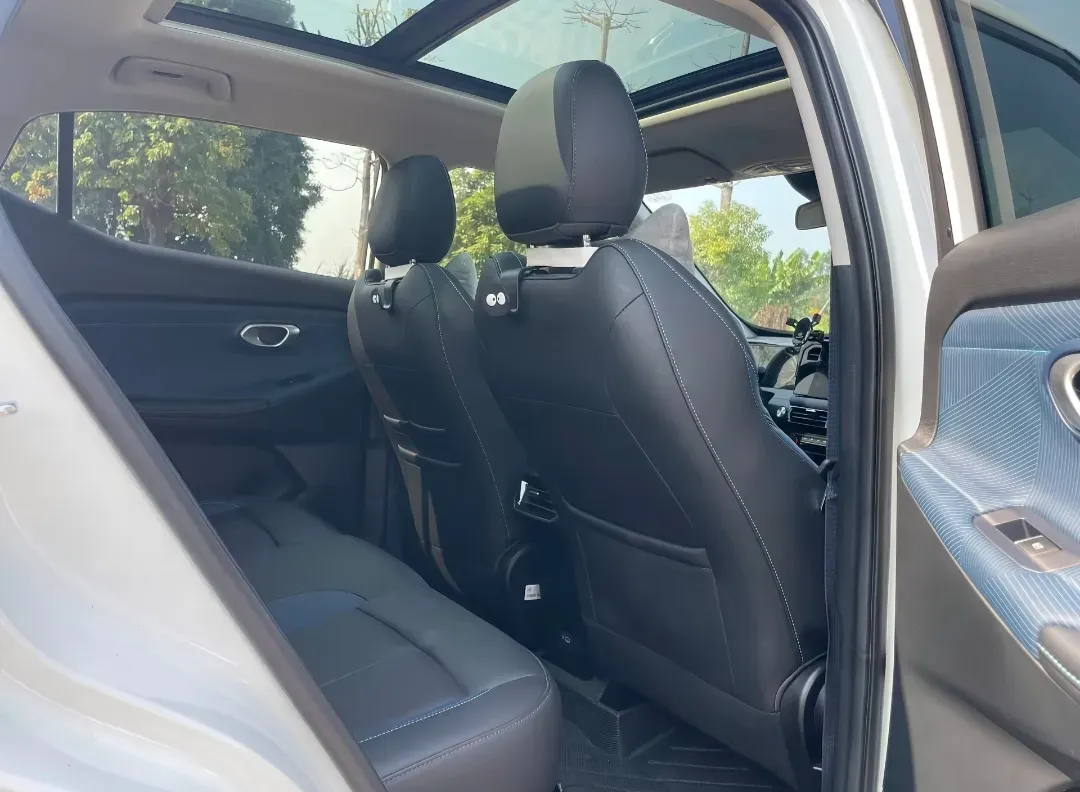 2023 GAC Trumpchi GS3 1.5T 177HP L4 7DCT,autocango,china used car exporter,china ev exporter,chinese used car exporter,chinese used ev exporter
