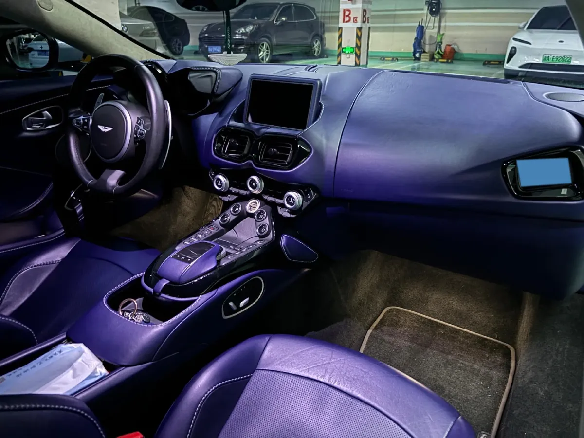 2018 Aston Martin V8 Vantage 4.0T 510HP V8 8AT,autocango,china used car exporter,china ev exporter,chinese used car exporter,chinese used ev exporter