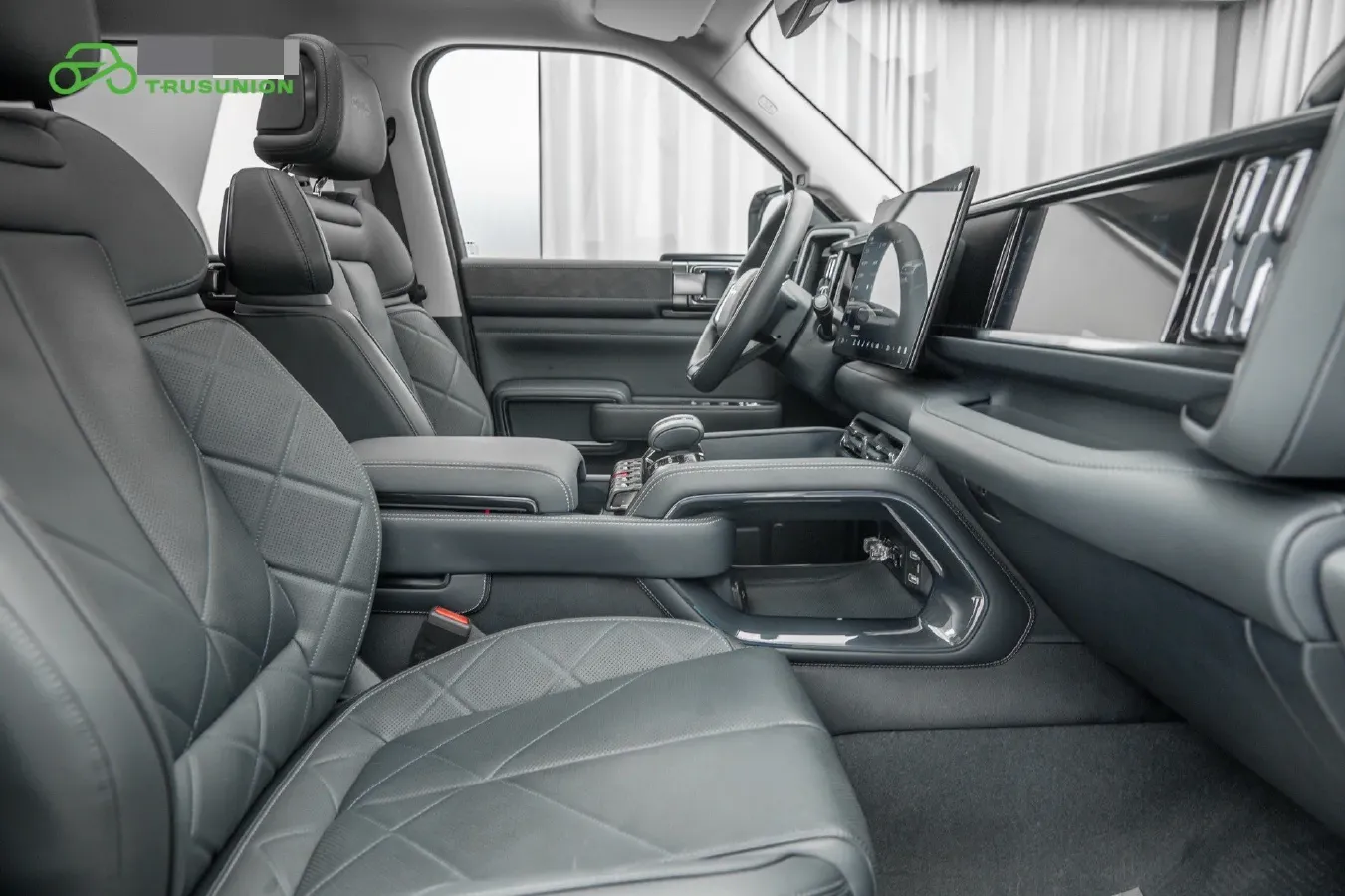 2023 FangChengBao Bao 5 1.5T 194HP L4 E-CVT PHEV 31.8KWH,autocango,china used car exporter,china ev exporter,chinese used car exporter,chinese used ev exporter