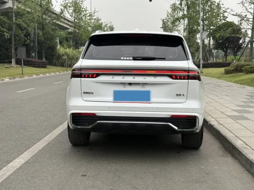 2021 Geely Monjaro 2.0T 218HP L4 7DCT,autocango,china used car exporter,china ev exporter,chinese used car exporter,chinese used ev exporter