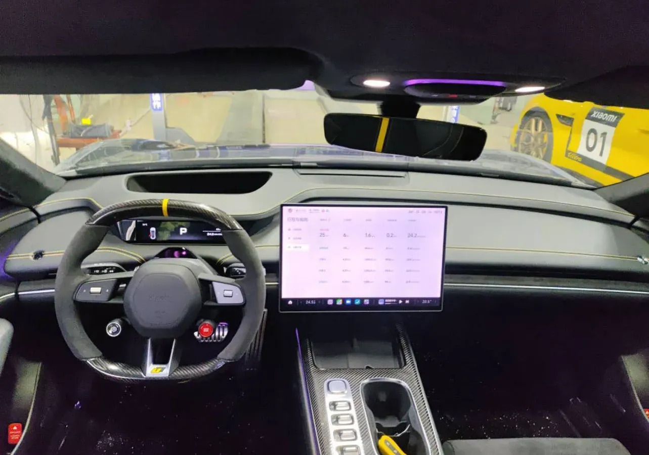 2025 MI SU7 Ultra BEV 93.7KWH,autocango,china used car exporter,china ev exporter,chinese used car exporter,chinese used ev exporter
