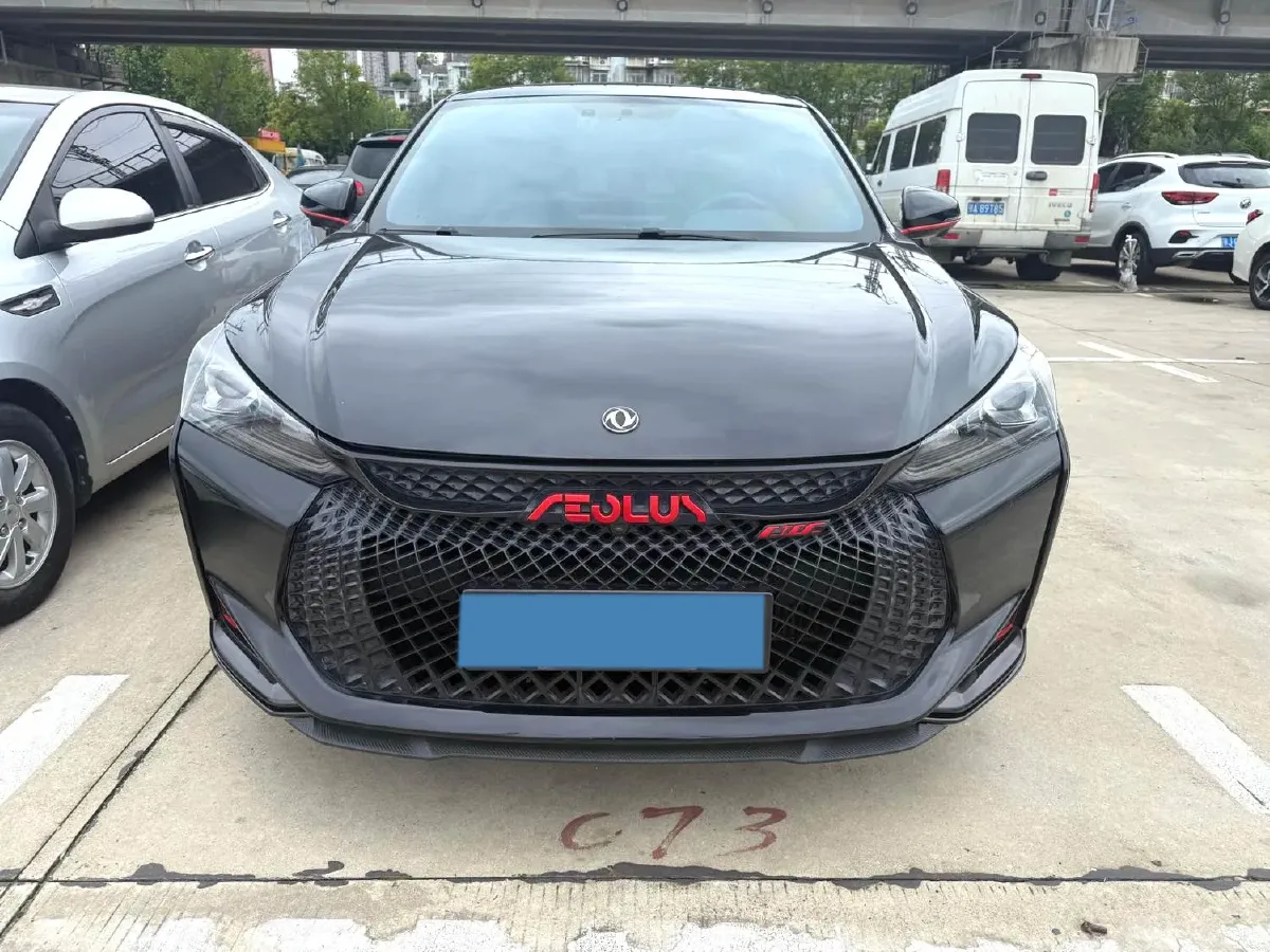 2023 DongFeng Aeolus YiXuan 1.5T 197HP L4 6DCT,autocango,china used car exporter,china ev exporter,chinese used car exporter,chinese used ev exporter