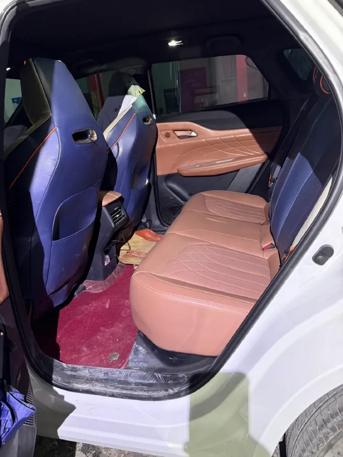 2024 ChangAn UNI-Z 1.5L 98HP L4 E-CVT PHEV 18.4KWH,autocango,china used car exporter,china ev exporter,chinese used car exporter,chinese used ev exporter