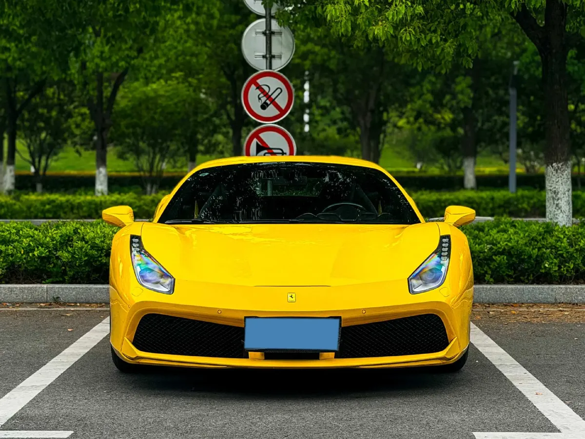 2015 Ferrari 488 3.9T 670HP V8 7DCT,autocango,china used car exporter,china ev exporter,chinese used car exporter,chinese used ev exporter
