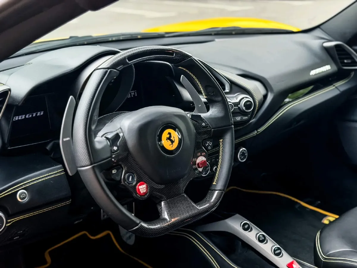 2015 Ferrari 488 3.9T 670HP V8 7DCT,autocango,china used car exporter,china ev exporter,chinese used car exporter,chinese used ev exporter