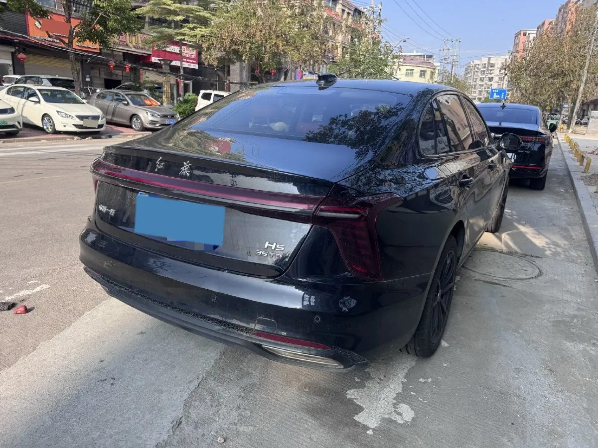 2025 HongQi HS3 1.5T 150HP L4 1DHT PHEV,autocango,china used car exporter,china ev exporter,chinese used car exporter,chinese used ev exporter