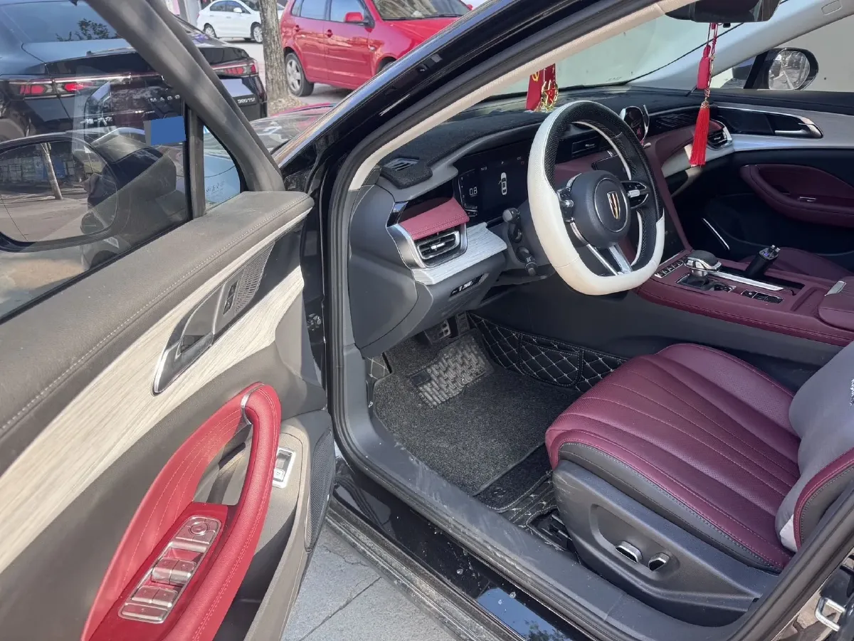 2025 HongQi HS3 1.5T 150HP L4 1DHT PHEV,autocango,china used car exporter,china ev exporter,chinese used car exporter,chinese used ev exporter