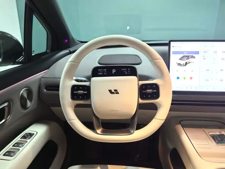 2025 Li i6 BEV,autocango,china used car exporter,china ev exporter,chinese used car exporter,chinese used ev exporter