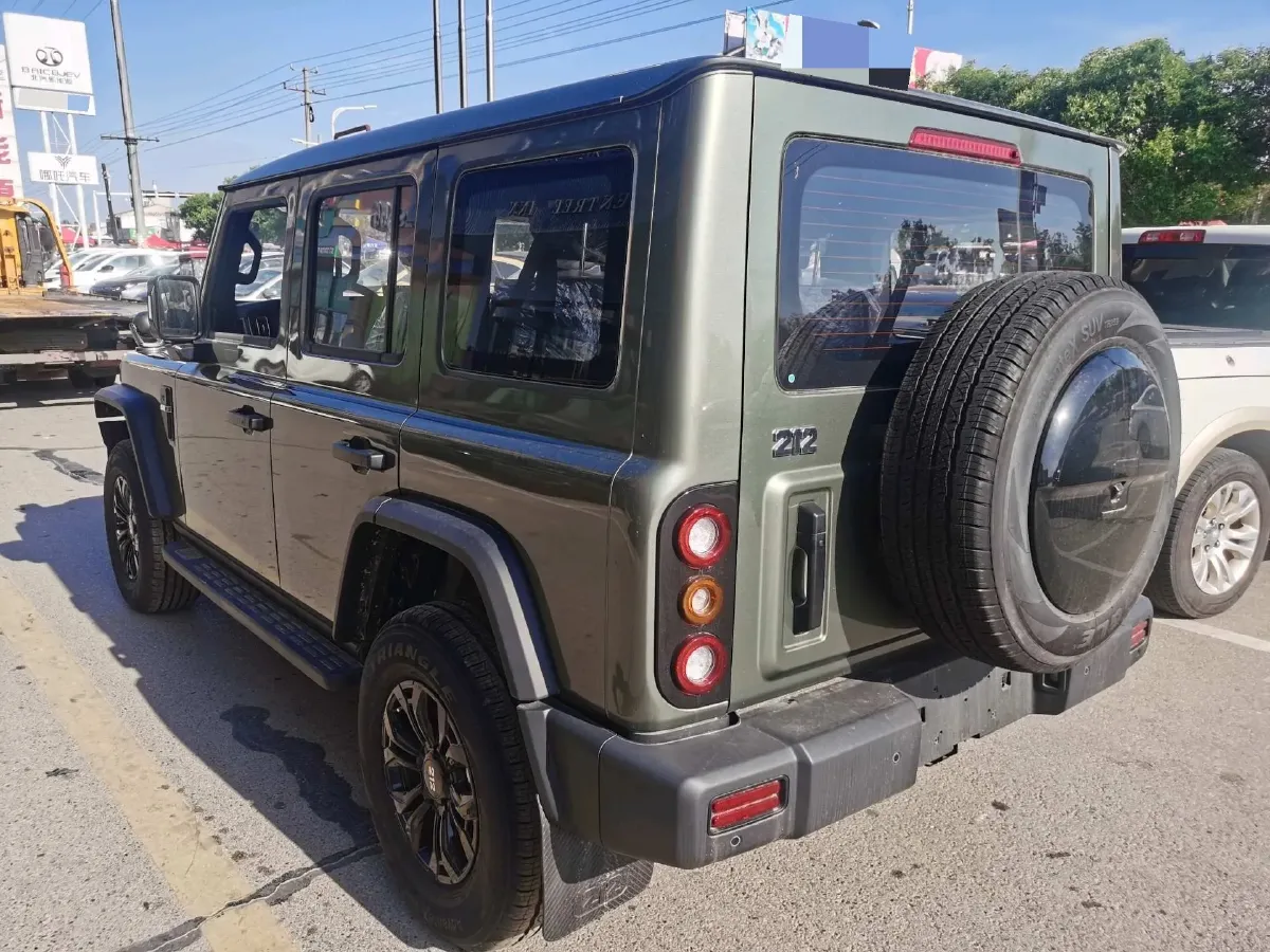 2024 212 212 T01 2.0T 252HP L4 8AT,autocango,china used car exporter,china ev exporter,chinese used car exporter,chinese used ev exporter