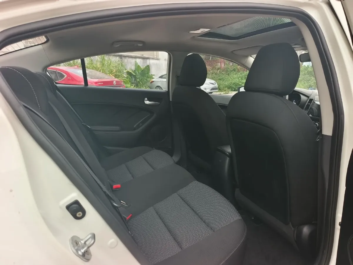 2017 Kia K3 1.6L 128HP L4 6AT,autocango,china used car exporter,china ev exporter,chinese used car exporter,chinese used ev exporter