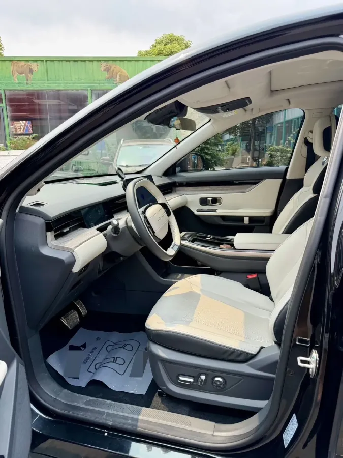2022 Jetour DASHING 1.6T 197HP L4 7DCT,autocango,china used car exporter,china ev exporter,chinese used car exporter,chinese used ev exporter