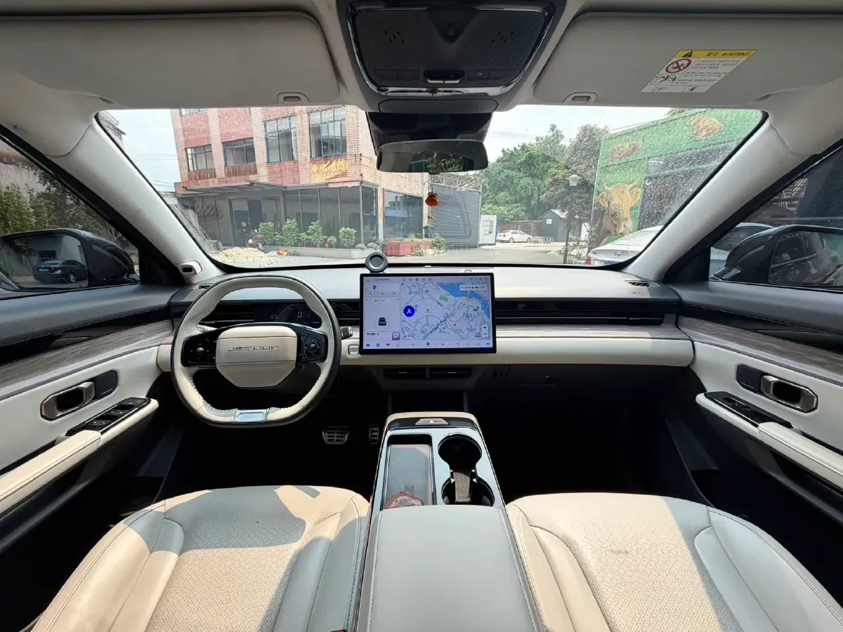 2022 Jetour DASHING 1.6T 197HP L4 7DCT,autocango,china used car exporter,china ev exporter,chinese used car exporter,chinese used ev exporter