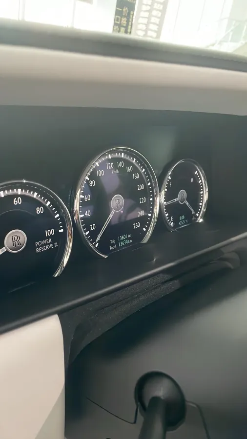 2018 Rolls-Royce Cullinan 6.7T 571HP V12 8AT,autocango,china used car exporter,china ev exporter,chinese used car exporter,chinese used ev exporter