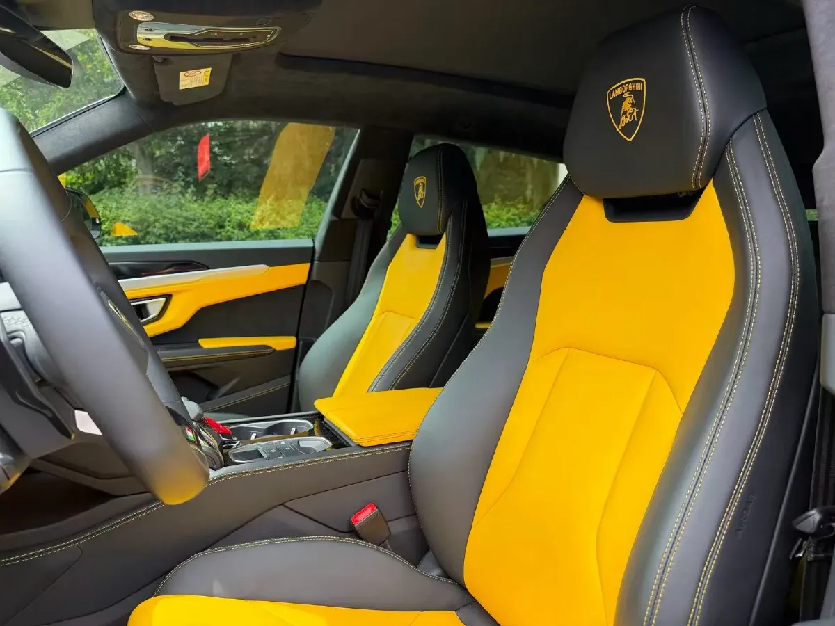 2021 Lamborghini Urus 4.0T 641HP V8 8AT,autocango,china used car exporter,china ev exporter,chinese used car exporter,chinese used ev exporter