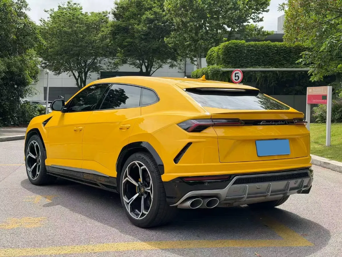 2021 Lamborghini Urus 4.0T 641HP V8 8AT,autocango,china used car exporter,china ev exporter,chinese used car exporter,chinese used ev exporter