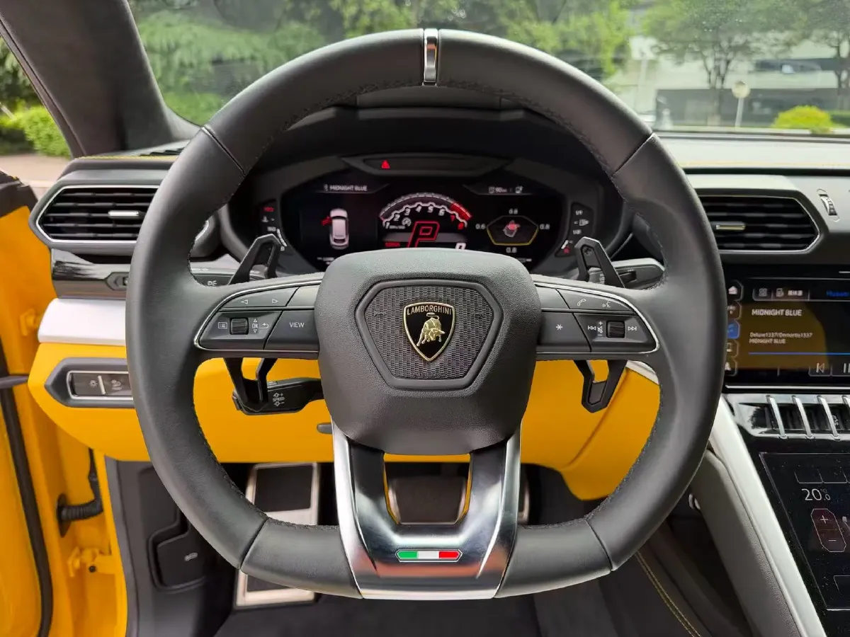 2021 Lamborghini Urus 4.0T 641HP V8 8AT,autocango,china used car exporter,china ev exporter,chinese used car exporter,chinese used ev exporter