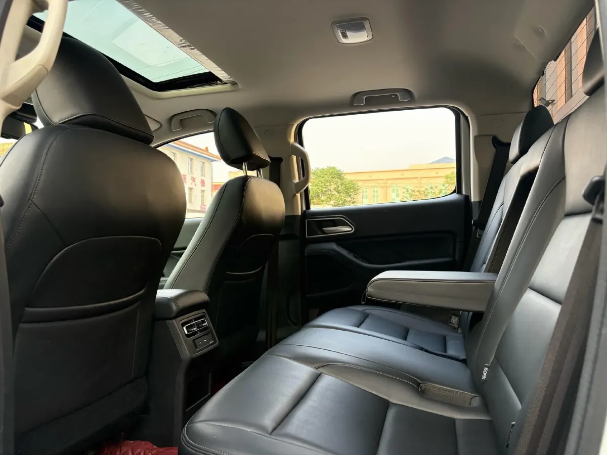 2023 Great Wall Poer 2.0T 163HP L4 8AT,autocango,china used car exporter,china ev exporter,chinese used car exporter,chinese used ev exporter