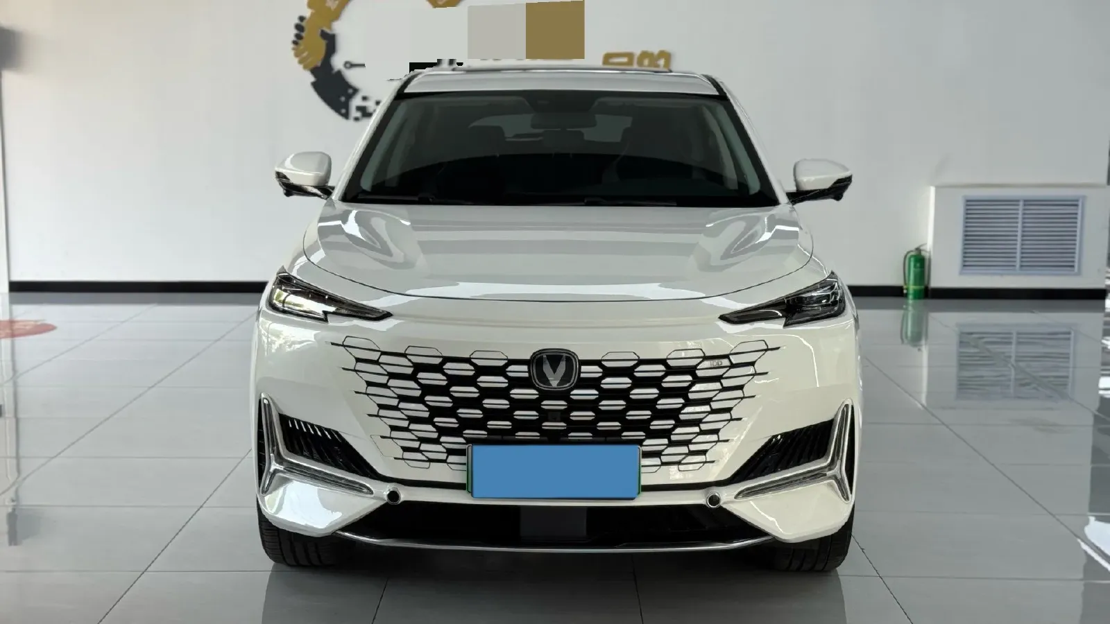 2023 ChangAn UNI-K iDD 1.5T 170HP L4 6TCT PHEV 28.39KWH,autocango,china used car exporter,china ev exporter,chinese used car exporter,chinese used ev exporter
