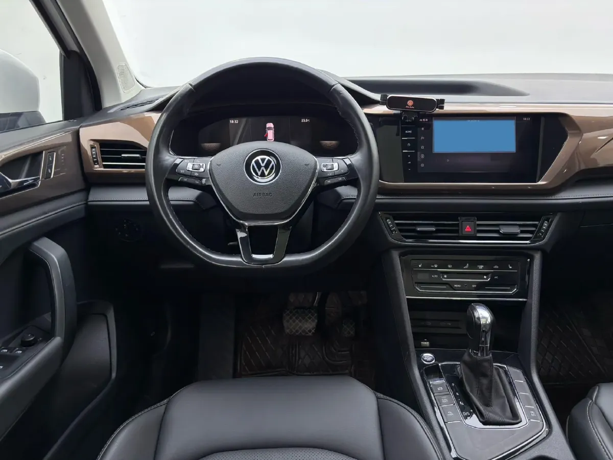2022 Volkswagen Tharu 1.4T 150HP L4 7DCT,autocango,china used car exporter,china ev exporter,chinese used car exporter,chinese used ev exporter