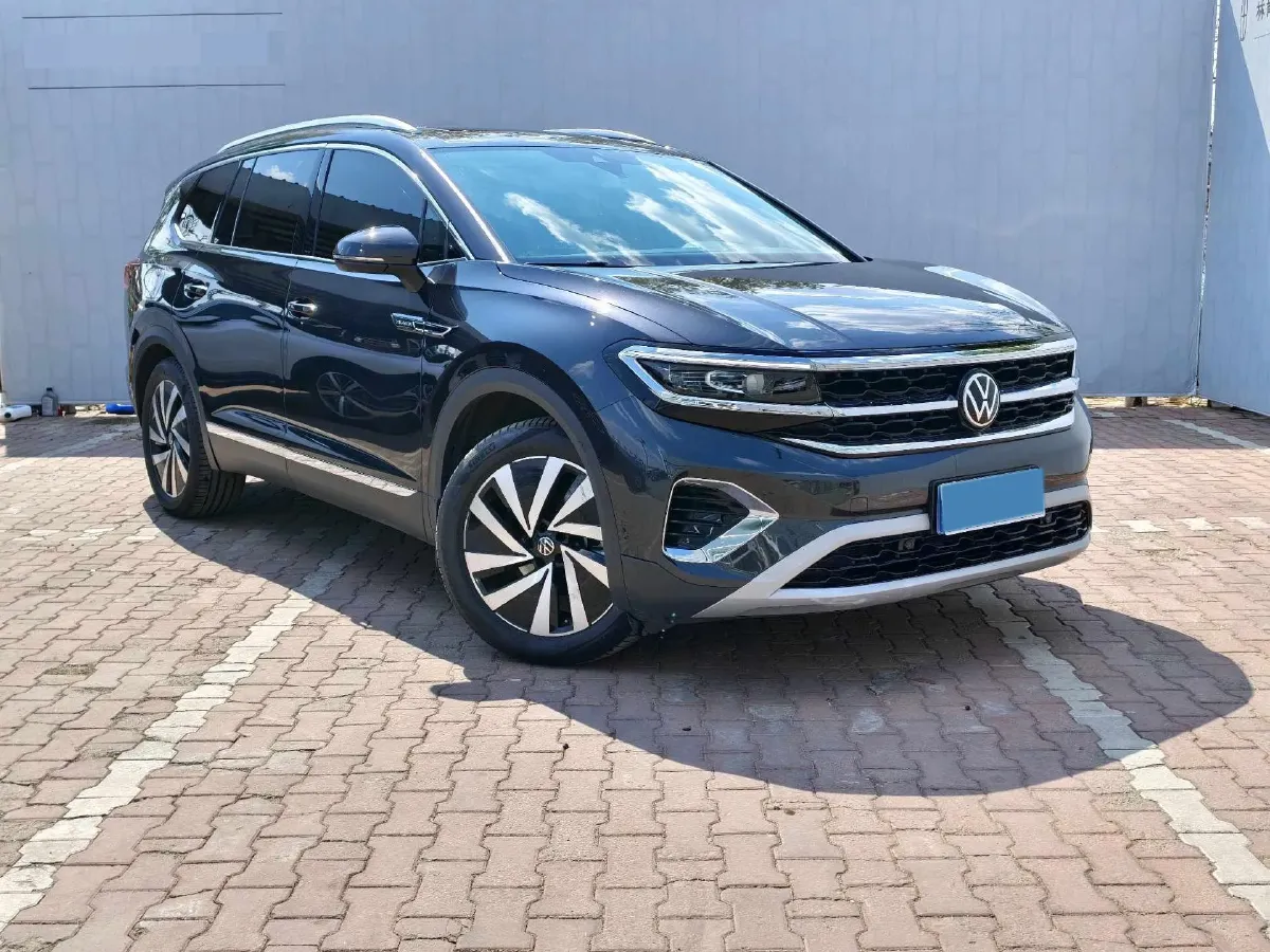 2021 Volkswagen Talagon 2.0T 220HP L4 7DCT,autocango,china used car exporter,china ev exporter,chinese used car exporter,chinese used ev exporter