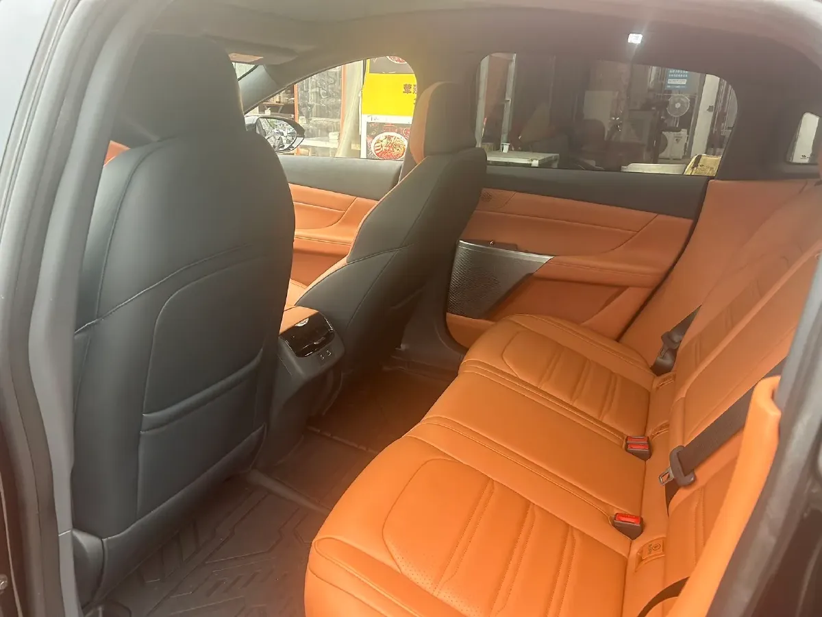 2024 DongFeng eπ eπ007 REEV 105HP REEV 28.4KWH,autocango,china used car exporter,china ev exporter,chinese used car exporter,chinese used ev exporter