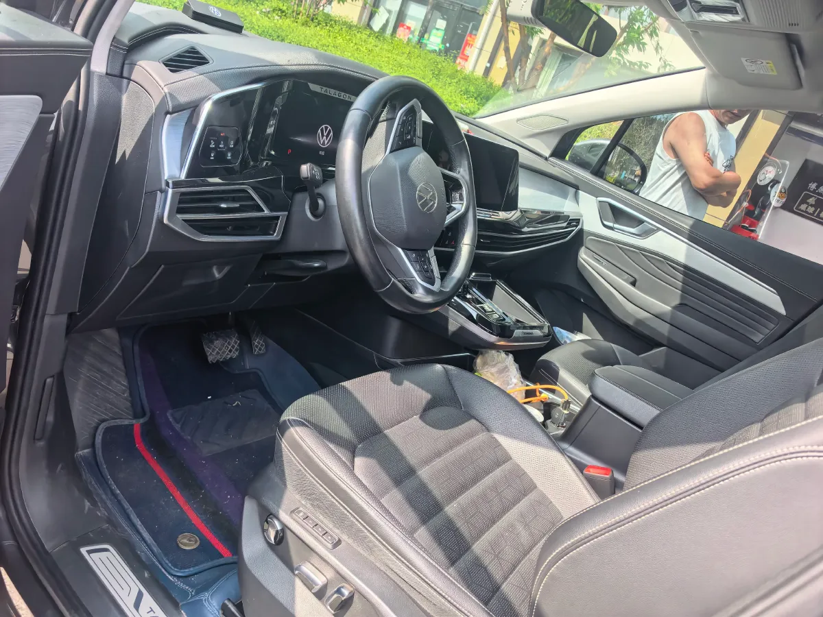 2024 Volkswagen Talagon 2.0T 220HP L4 7DCT,autocango,china used car exporter,china ev exporter,chinese used car exporter,chinese used ev exporter