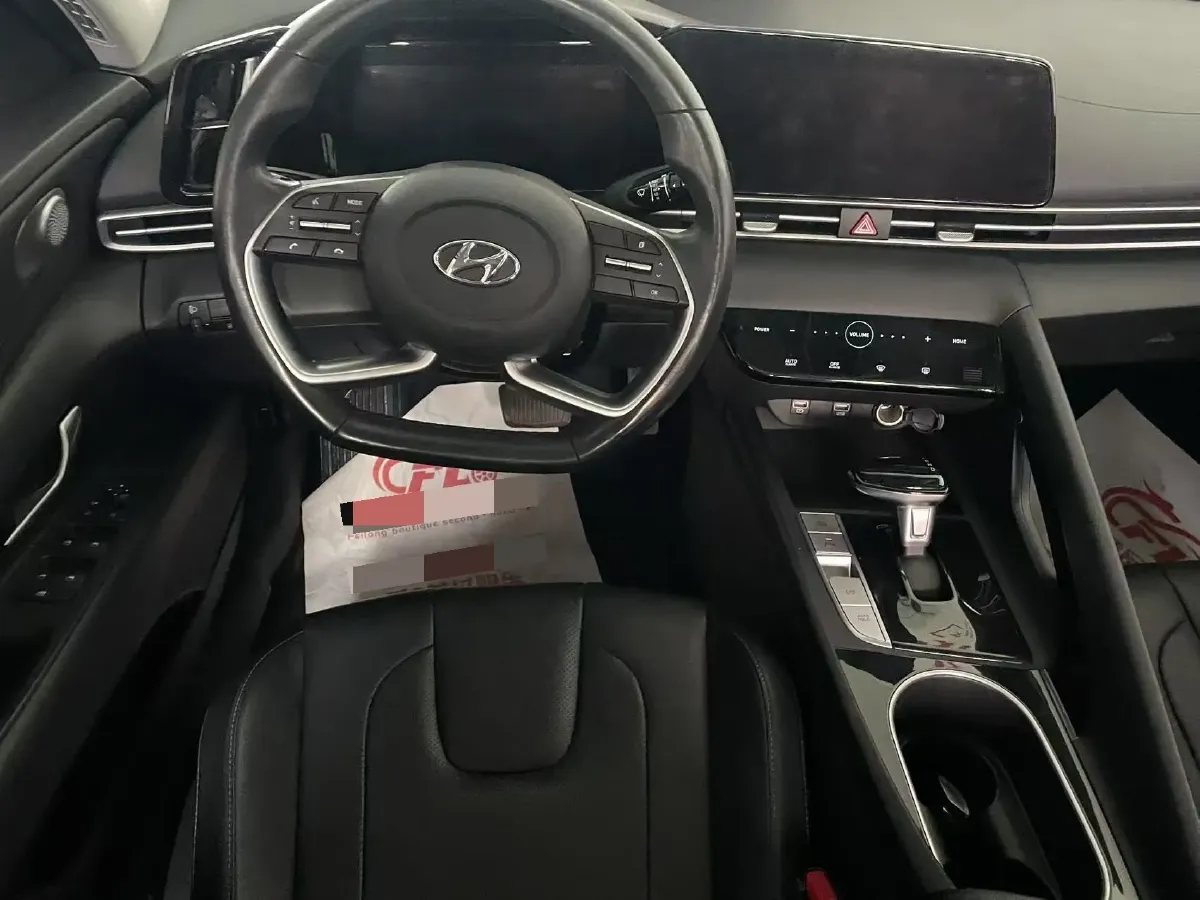 2021 Hyundai Elantra 1.5L 115HP L4 CVT,autocango,china used car exporter,china ev exporter,chinese used car exporter,chinese used ev exporter