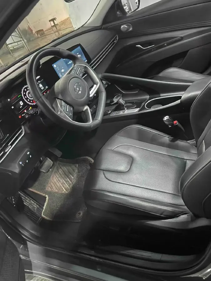 2021 Hyundai Elantra 1.5L 115HP L4 CVT,autocango,china used car exporter,china ev exporter,chinese used car exporter,chinese used ev exporter