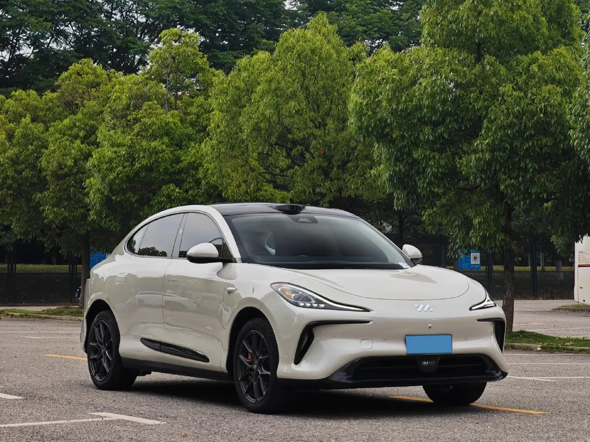 2023 IM LS6 BEV 71KWH,autocango,china used car exporter,china ev exporter,chinese used car exporter,chinese used ev exporter