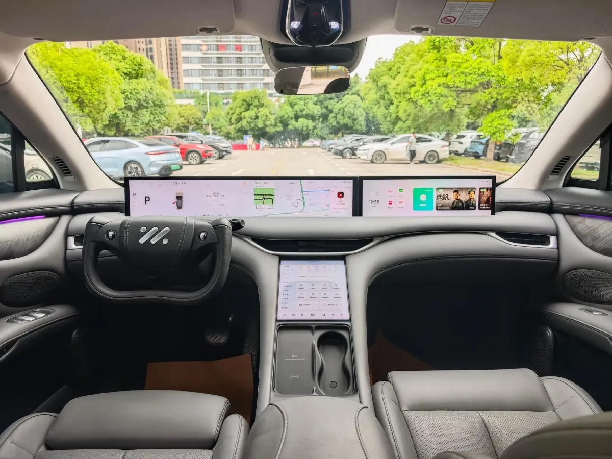 2023 IM LS6 BEV 71KWH,autocango,china used car exporter,china ev exporter,chinese used car exporter,chinese used ev exporter