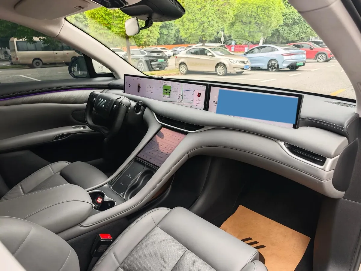2023 IM LS6 BEV 71KWH,autocango,china used car exporter,china ev exporter,chinese used car exporter,chinese used ev exporter