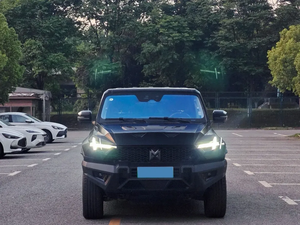 2023 M Hero 917 REEV 197HP 2AT REEV 65.8KWH,autocango,china used car exporter,china ev exporter,chinese used car exporter,chinese used ev exporter