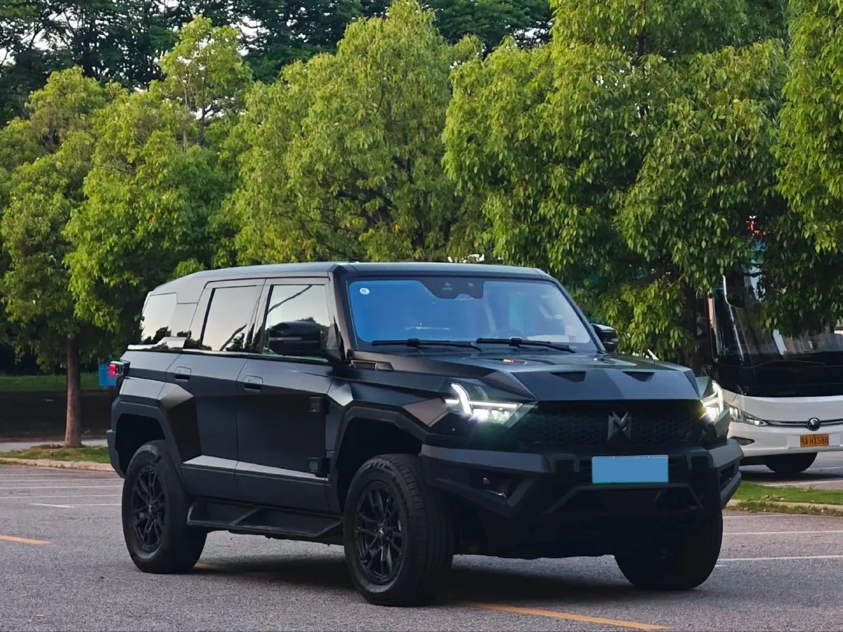 2023 M Hero 917 REEV 197HP 2AT REEV 65.8KWH,autocango,china used car exporter,china ev exporter,chinese used car exporter,chinese used ev exporter