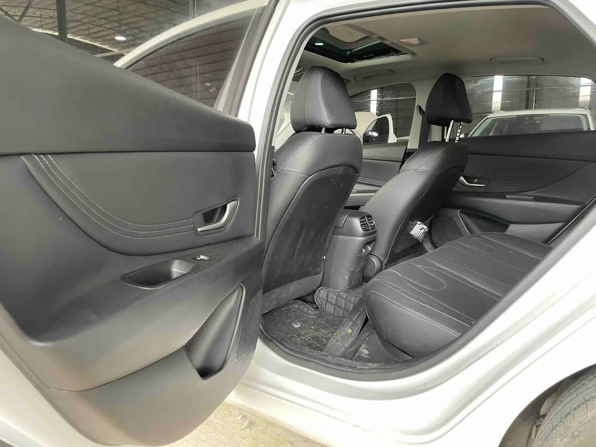 2022 Hyundai Elantra 1.5L 115HP L4 CVT,autocango,china used car exporter,china ev exporter,chinese used car exporter,chinese used ev exporter