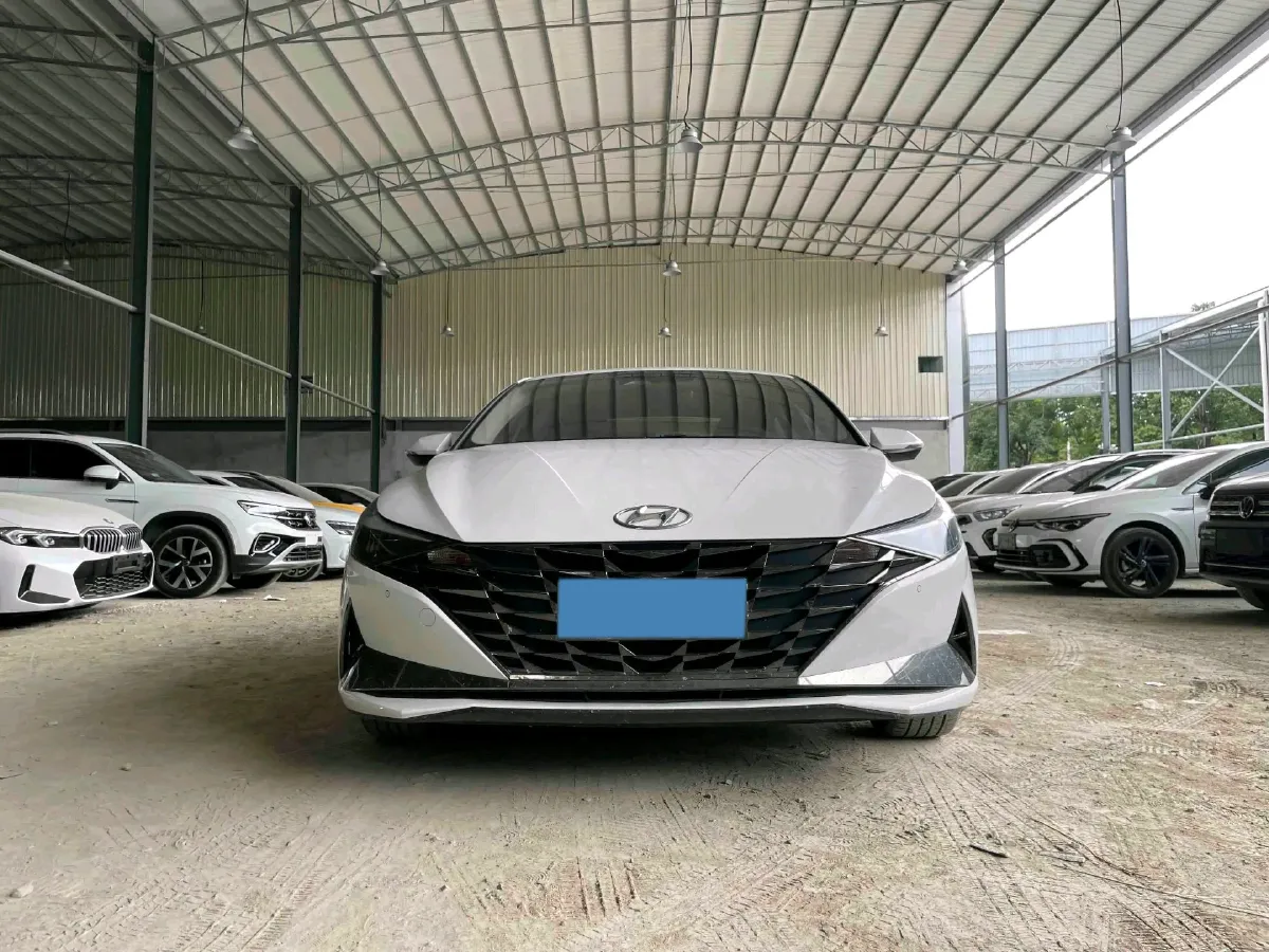 2022 Hyundai Elantra 1.5L 115HP L4 CVT,autocango,china used car exporter,china ev exporter,chinese used car exporter,chinese used ev exporter