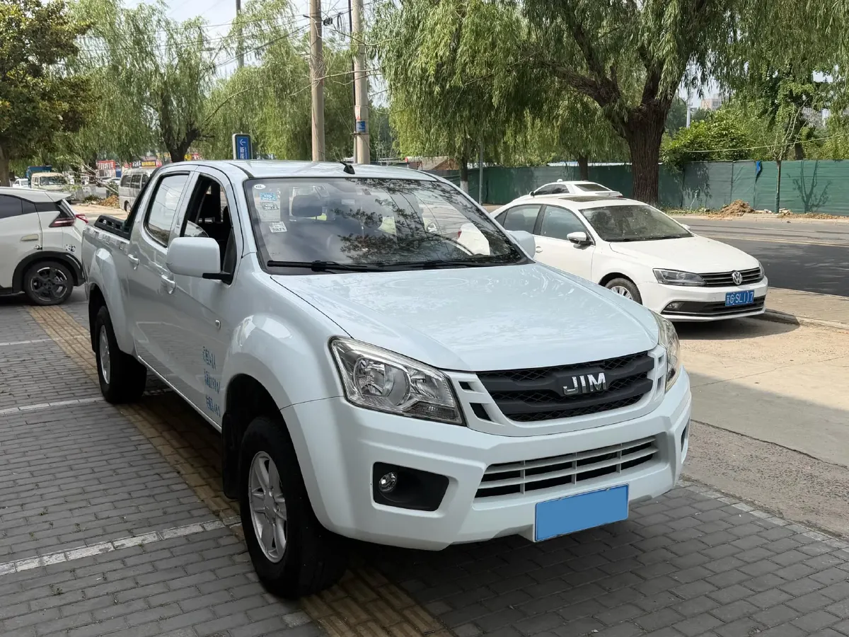 2018 Isuzu RE-MAX Jim 2.8T 116HP L4 5MT,autocango,china used car exporter,china ev exporter,chinese used car exporter,chinese used ev exporter