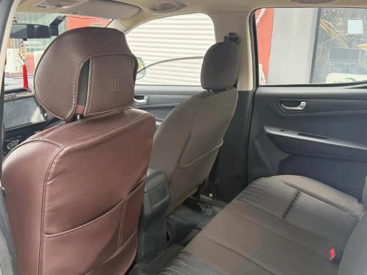 2018 Isuzu RE-MAX Jim 2.8T 116HP L4 5MT,autocango,china used car exporter,china ev exporter,chinese used car exporter,chinese used ev exporter