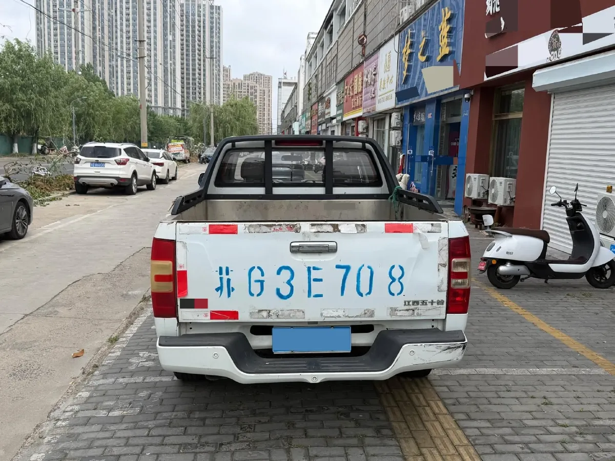 2018 Isuzu RE-MAX Jim 2.8T 116HP L4 5MT,autocango,china used car exporter,china ev exporter,chinese used car exporter,chinese used ev exporter