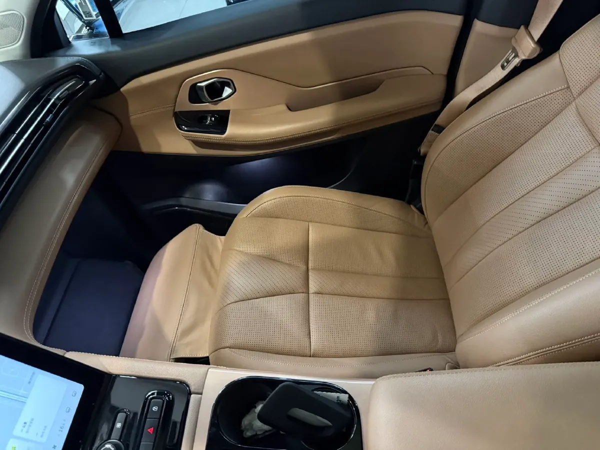 2018 NIO ES8 BEV 70KWH,autocango,china used car exporter,china ev exporter,chinese used car exporter,chinese used ev exporter