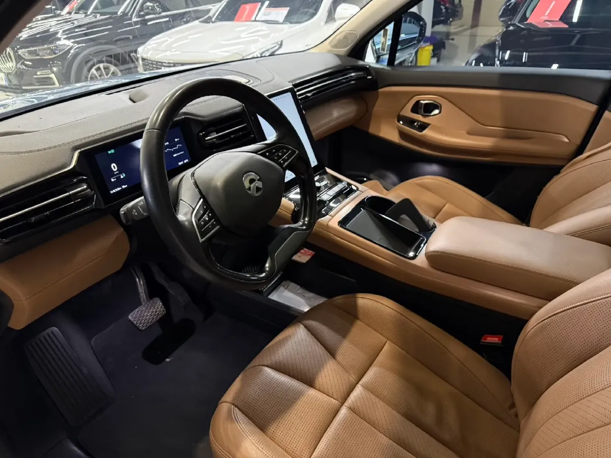 2018 NIO ES8 BEV 70KWH,autocango,china used car exporter,china ev exporter,chinese used car exporter,chinese used ev exporter