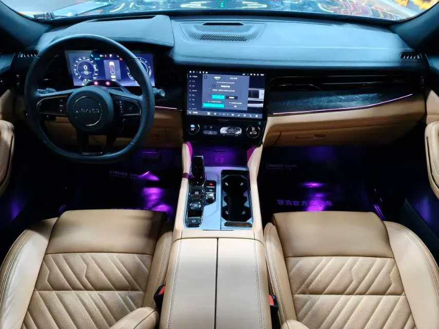 2021 Buick GL8 2.0T 237HP L4 9AT,autocango,china used car exporter,china ev exporter,chinese used car exporter,chinese used ev exporter