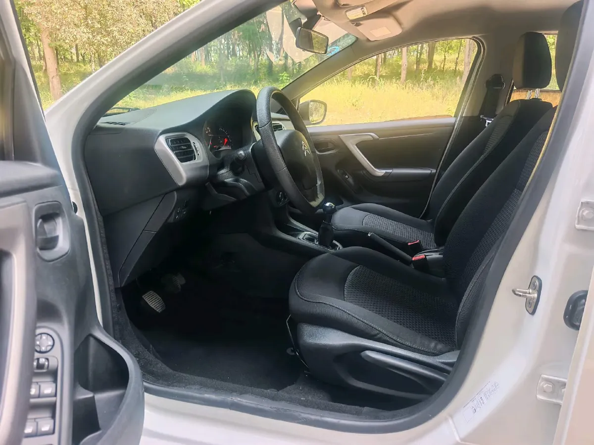2018 Citroen Elysee 1.6L 117HP L4 5MT,autocango,china used car exporter,china ev exporter,chinese used car exporter,chinese used ev exporter