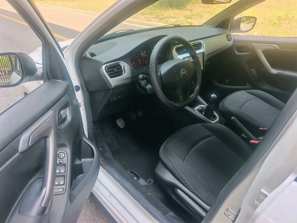 2018 Citroen Elysee 1.6L 117HP L4 5MT,autocango,china used car exporter,china ev exporter,chinese used car exporter,chinese used ev exporter
