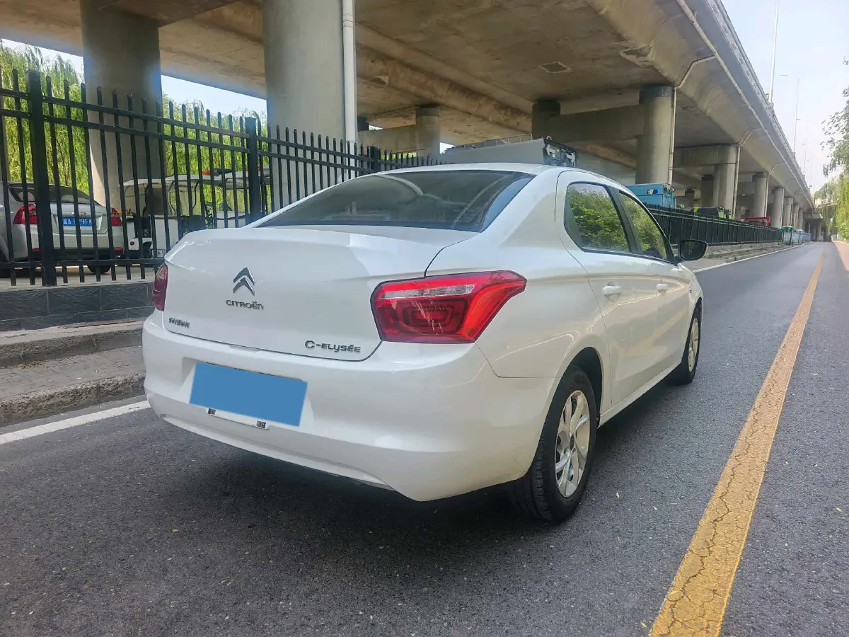 2018 Citroen Elysee 1.6L 117HP L4 5MT,autocango,china used car exporter,china ev exporter,chinese used car exporter,chinese used ev exporter