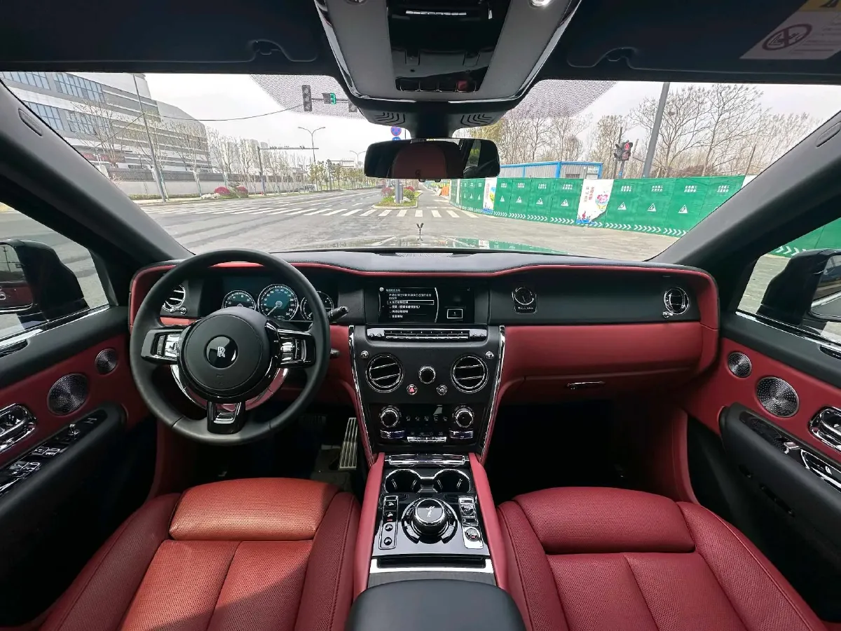 2024 Rolls-Royce Cullinan 6.7T 571HP V12 8AT,autocango,china used car exporter,china ev exporter,chinese used car exporter,chinese used ev exporter