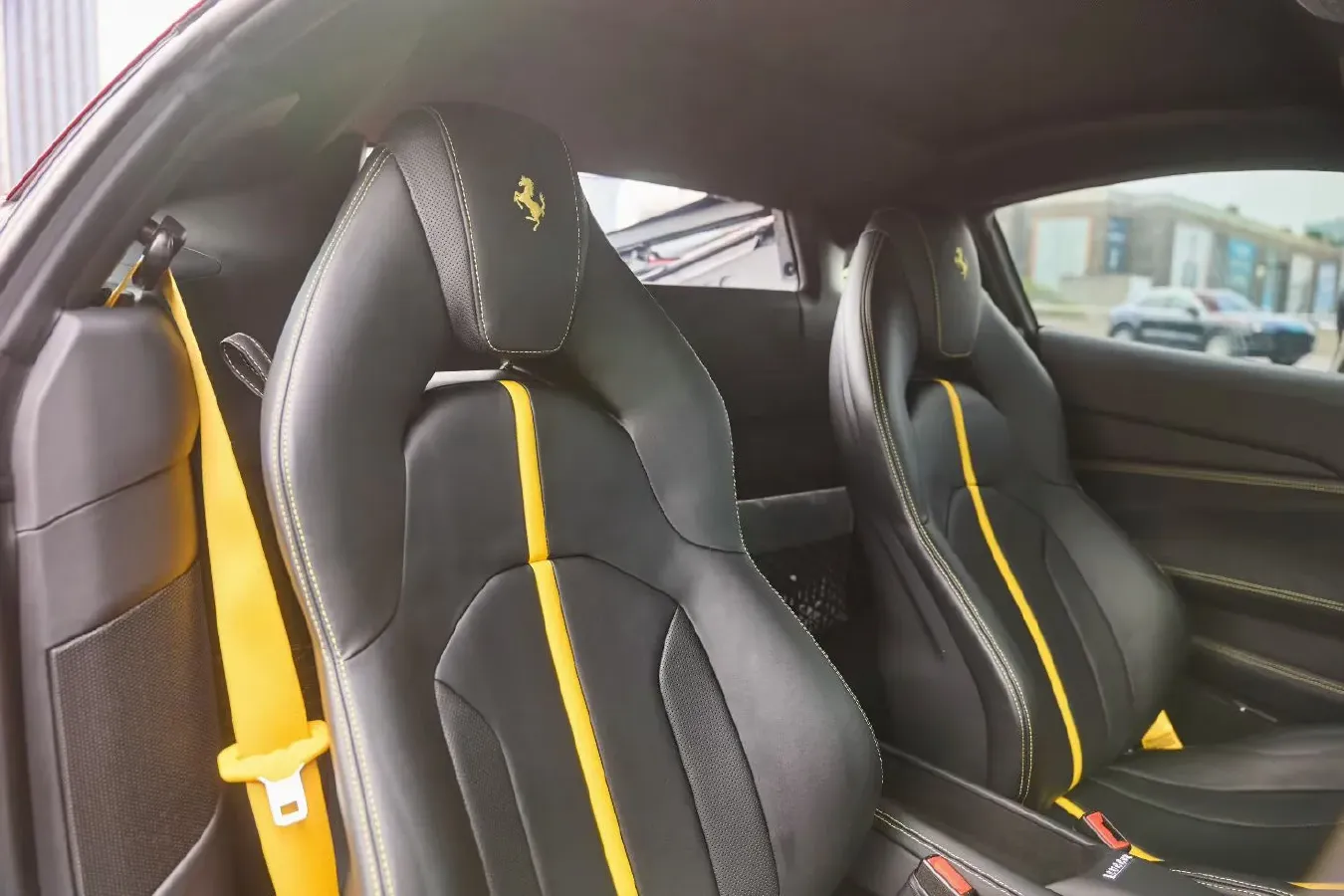 2019 Aston Martin DB11 5.2T 639HP V12 8AT,autocango,china used car exporter,china ev exporter,chinese used car exporter,chinese used ev exporter